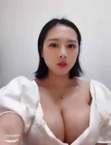 巨乳网红跳舞自慰情趣内衣诱惑小视频集合【39V701mb】【百度云】