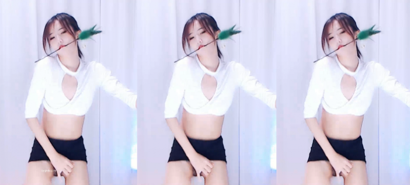 【自行打包】虎牙-明宇小鱼儿福利视频【2V 169M】【百度网盘】