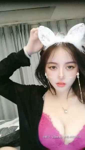 颜值主播豆包包下海密码房大秀【百度云】1.62G永久有效，失效不补