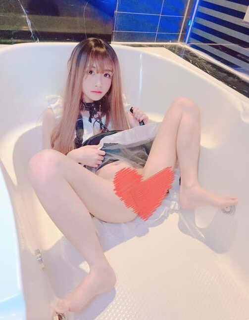 onlyfans极品TS（路亚）34v 4.9g