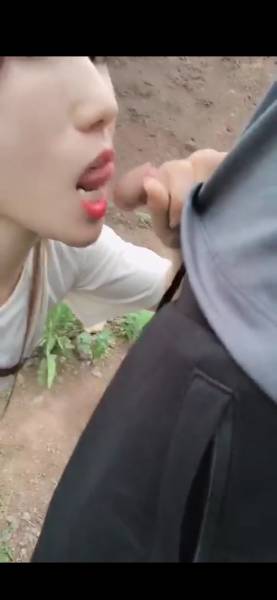 【子宫缺精】福利性爱私拍户外野战电动车跳蛋【83V1.9G】