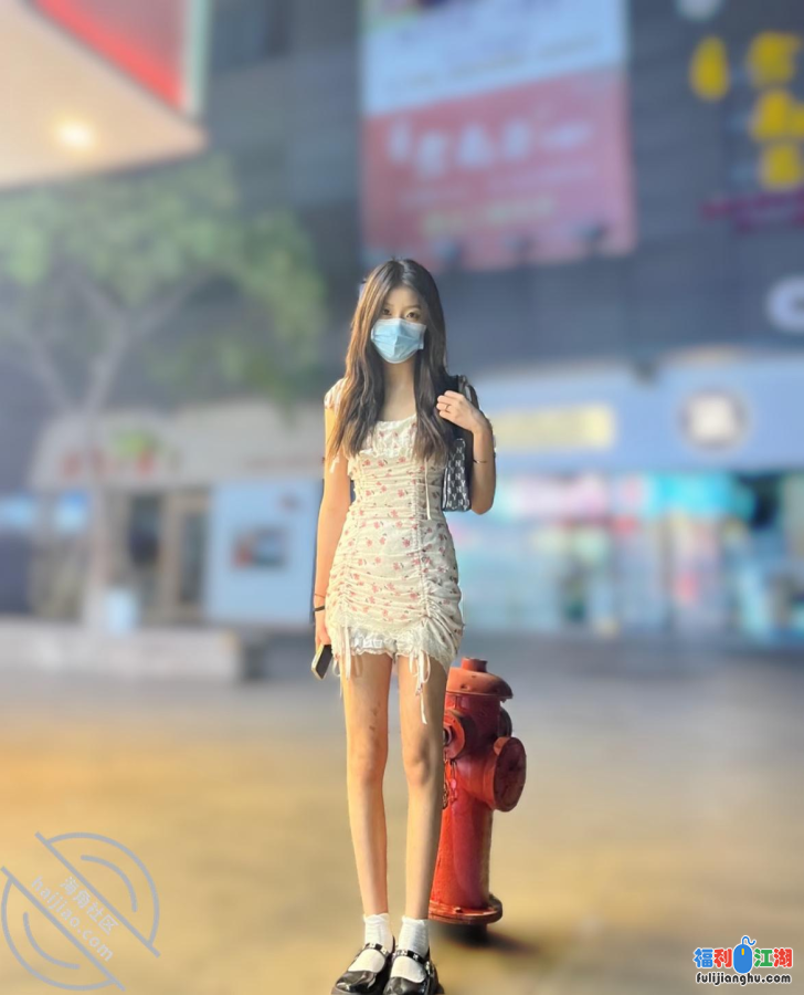 海角重磅爆火新帖痴迷姐弟乱的姐姐的小飞棍【6V/157P/2.8G度盘】